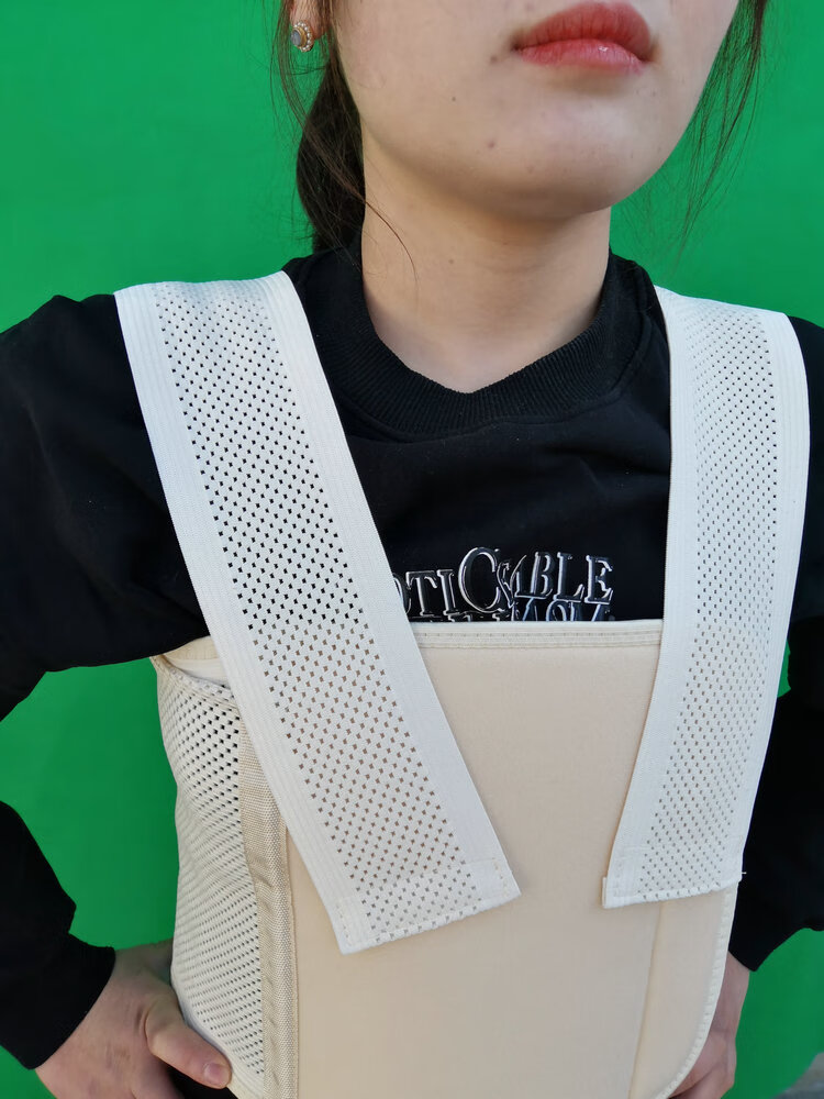 胸骨固定带弹力可调节宽肩带式肋骨骨折外翻矫正绑带胸部护具姜黄色