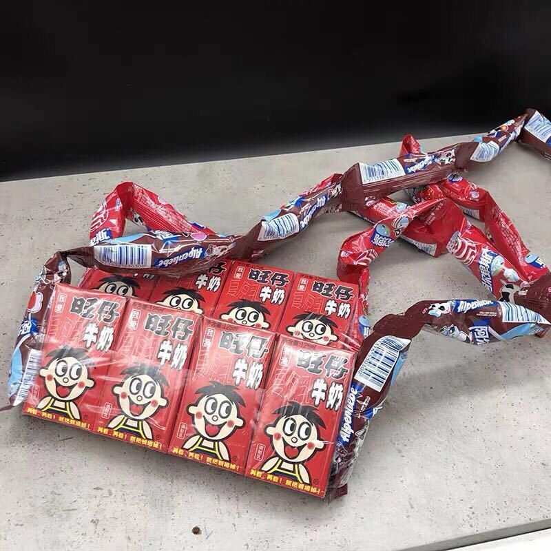 秋天的个包包旺仔牛奶挎包ad钙挎包多规格网红阿尔卑斯棒棒糖包