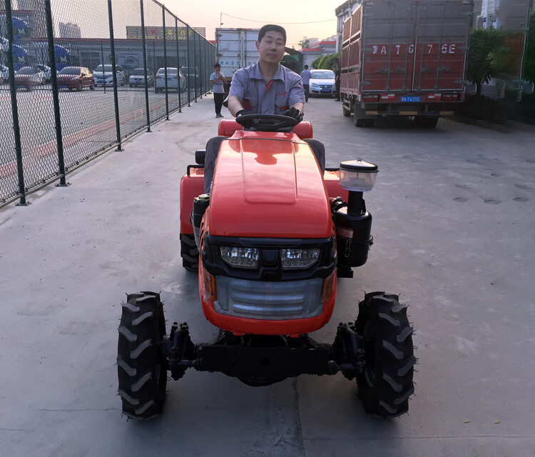 404大棚王拖拉机新式400四驱小型四轮农用车果园旋耕机田园管理机 4缸