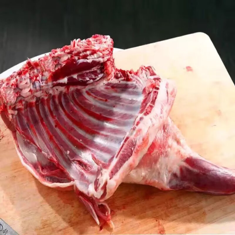 内蒙古清真羊肉带皮羊排羊后腿新鲜冷冻半只生羊前腿脊骨羊肉块 带骨