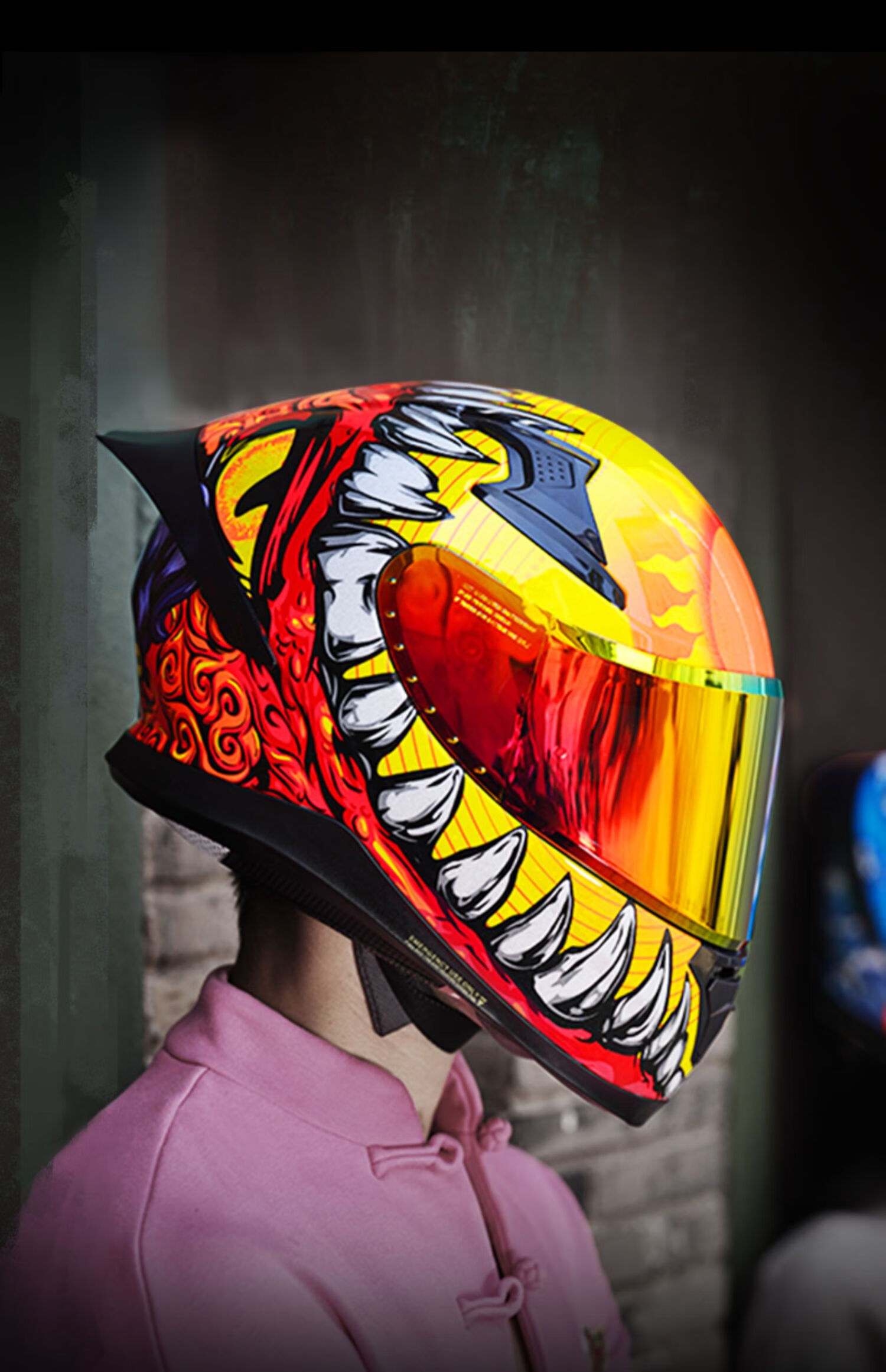 ava闪电头盔摩托车男碳纤维醒狮饕餮四季全盔蓝牙黑武士大码头盔 闪电