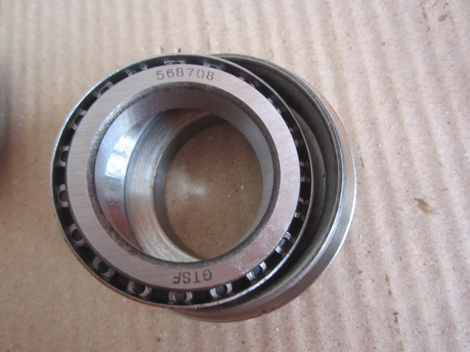 农用三轮车小银虎方向轴立轴转向轴压力轴承568708768906768906568708