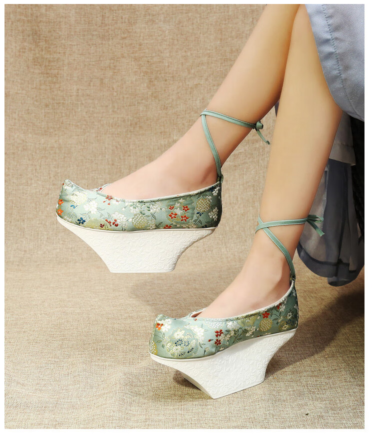 轻奢品质花盆底鞋古装宫廷花盆女延禧攻略如懿传福晋元宝底格格绣花布