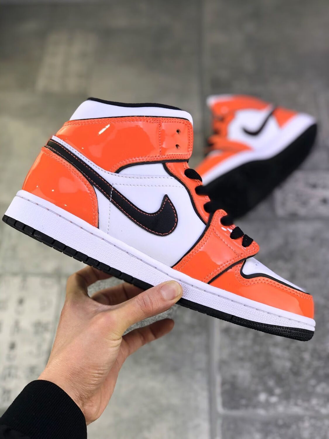 【ke】aj男女款二次元小扣碎黑白橙休闲运动板鞋实战篮球鞋dd