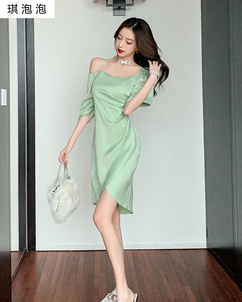 琪泡泡女装一字肩连衣裙感设计吊带气质修身缎面连衣裙女生夏季优雅