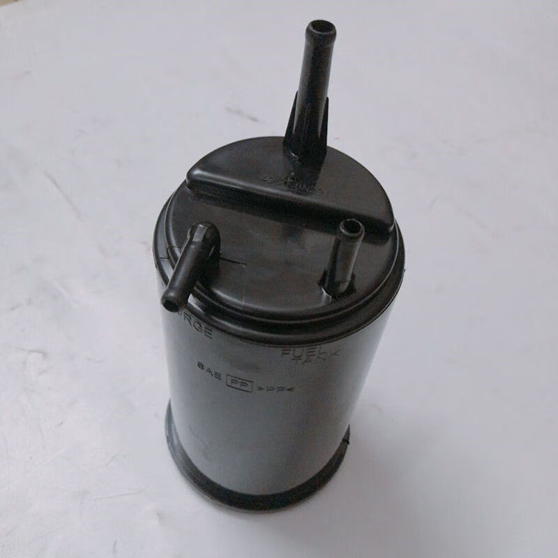 颐达骐达骊威轩逸逍客奇骏蓝鸟启辰d50/r50天籁活性碳罐过滤碳罐