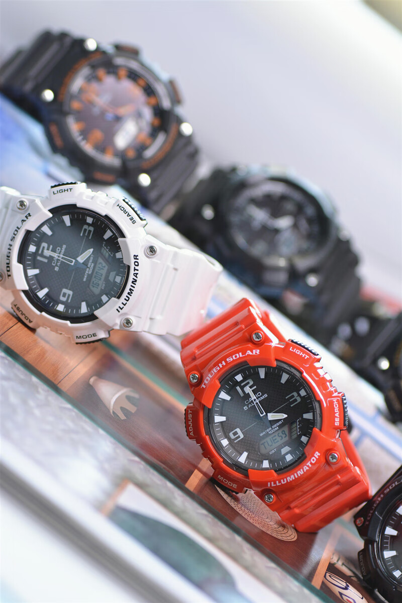 卡西欧(casio)手表男女情侣学生防水夜光双显太阳能光能石英男表aq-s