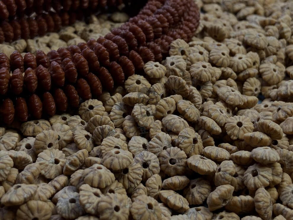 冷门文玩手持九华山金叶莲花菩提手串 金钱子菩提216颗手持冷门小众