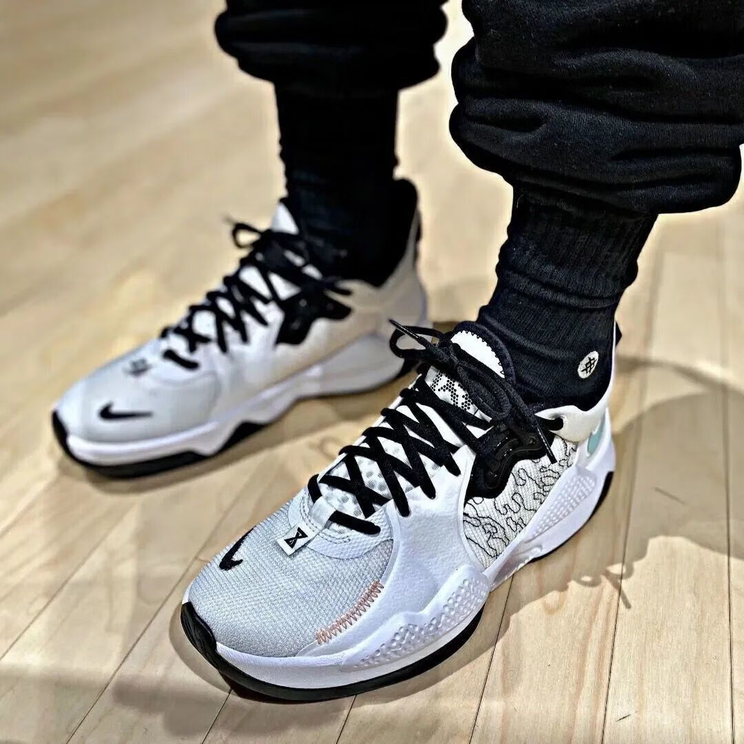 2021新配色保罗乔治5代pg5深白联名篮球鞋透气耐磨运动pg5白黑高品质