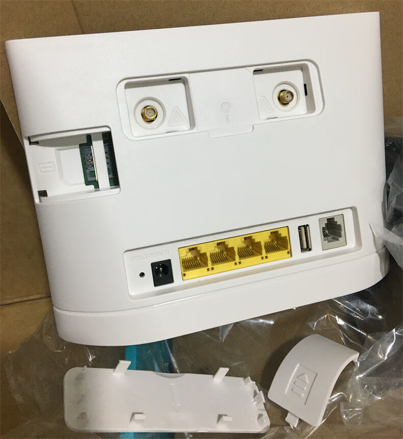 华为b315s-936三网4g通无线路由器插卡宽带两用千兆cpe路由器 白色b31