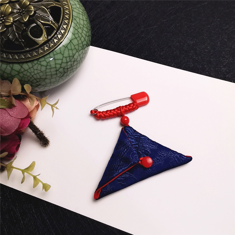 免缝大三角平安符护身符袋本命年婴幼儿童胎毛发袋暗扣子空包手工