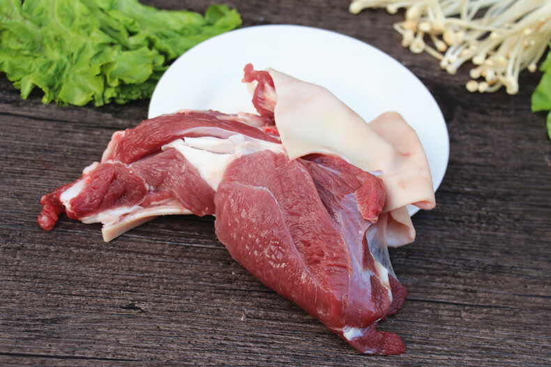 带皮羊肉新鲜山羊肉带皮无骨羊肉剔骨农家放养2斤