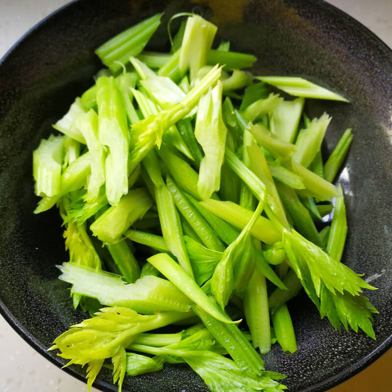新鲜芹菜当季蔬菜农家小西芹菜嫩空芯青菜土芹芹菜批发零度以下保温装
