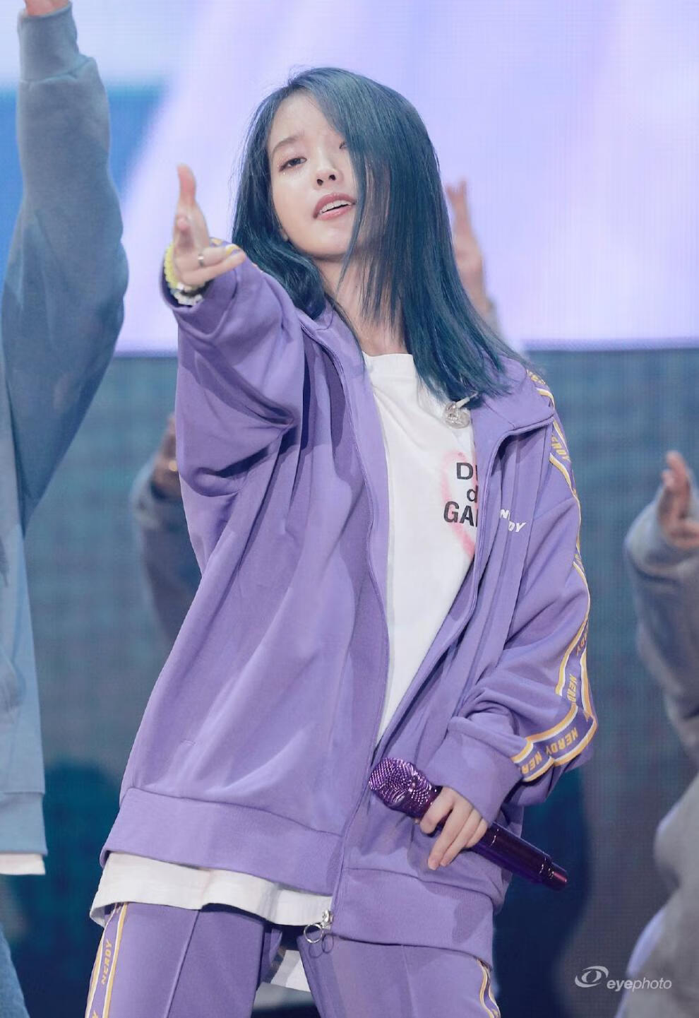 谢娜快乐大本营同款衣服女同款运动服紫色粉色运动套装女春夏 黑色