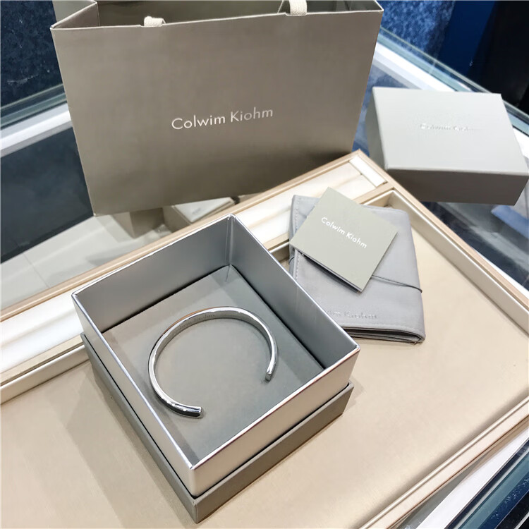 ck官方轻奢小众情侣手镯男女嘻哈简约黑陶瓷开口手环礼物潮品七夕情人