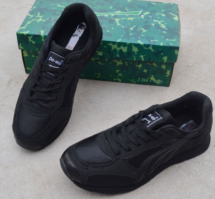 黑色跑步运动鞋男鞋户外wj训练鞋男士军训鞋马拉松迷彩跑步鞋男式作训