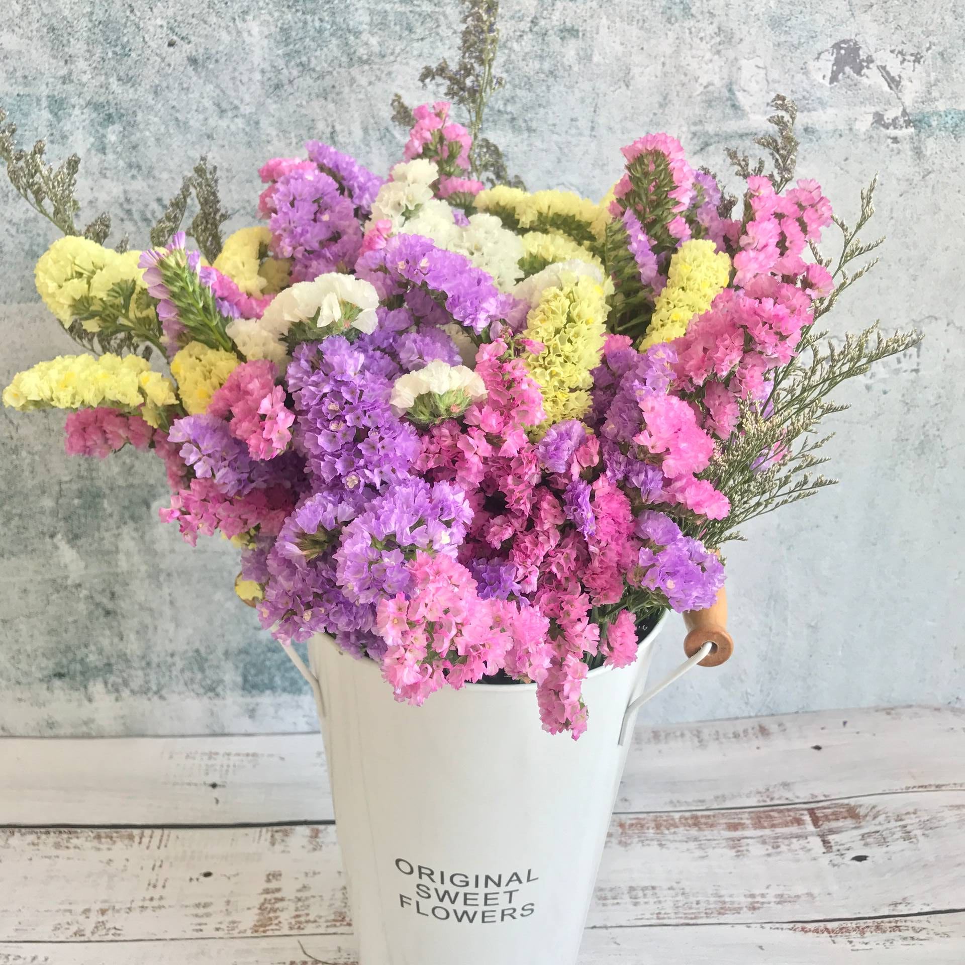 津浆发光满天星勿忘我干花花束网红抖音摆地摊女友闺蜜论斤鲜花浪漫