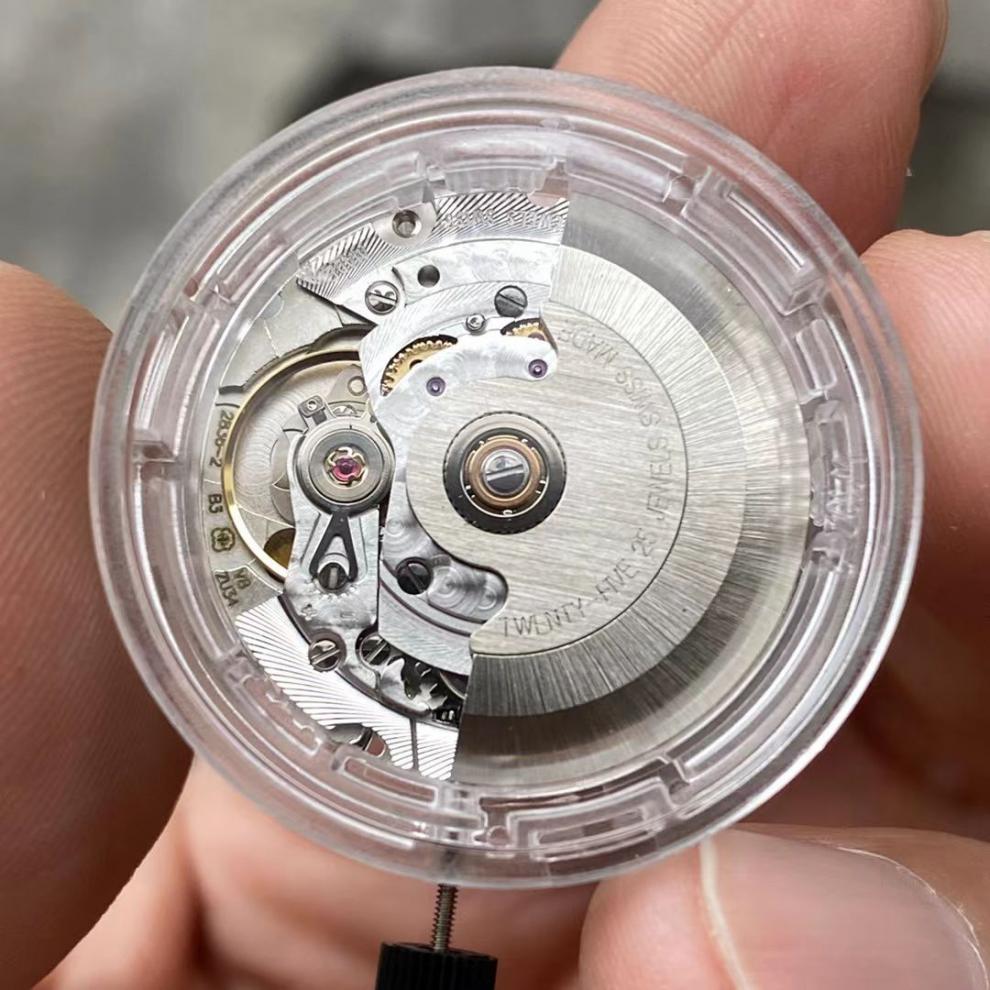 京品优选可组装整表表壳机芯瑞士表eta2824228362精磨机芯v8天文台