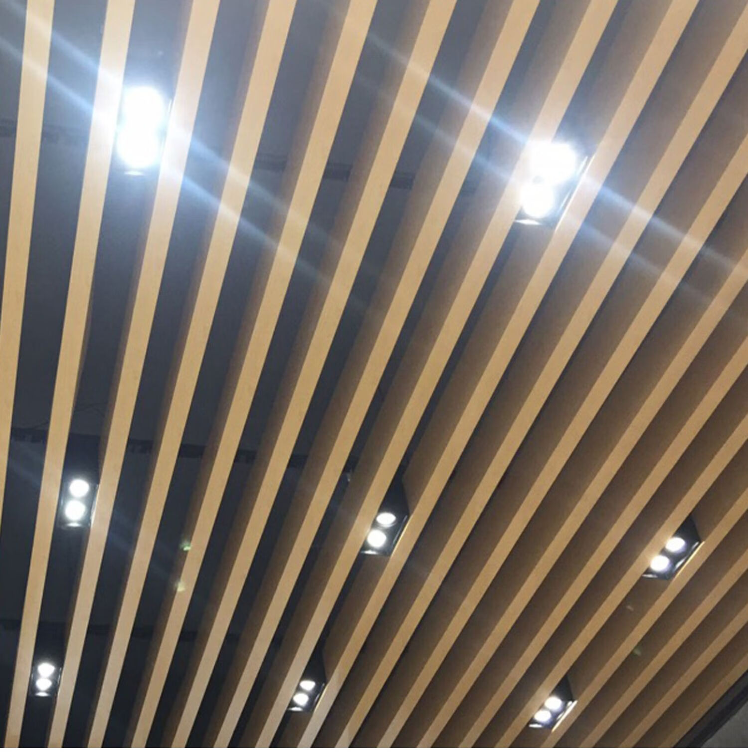 铝方通吊顶led灯商用cob斗胆灯方形木方通筒灯无边框格栅灯 方通50单