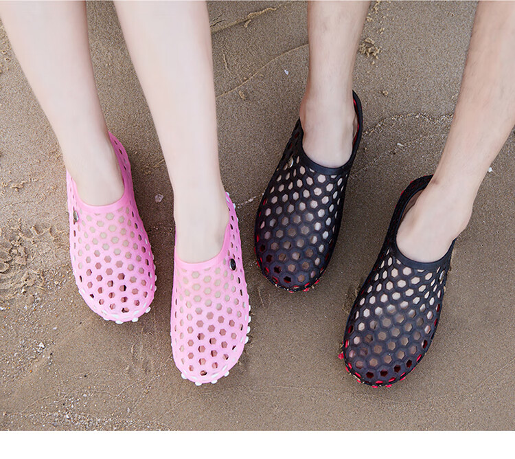 上新夏季涉水鞋速干沙滩鞋洞洞鞋女防滑套脚下水去凉鞋海边外穿可度假