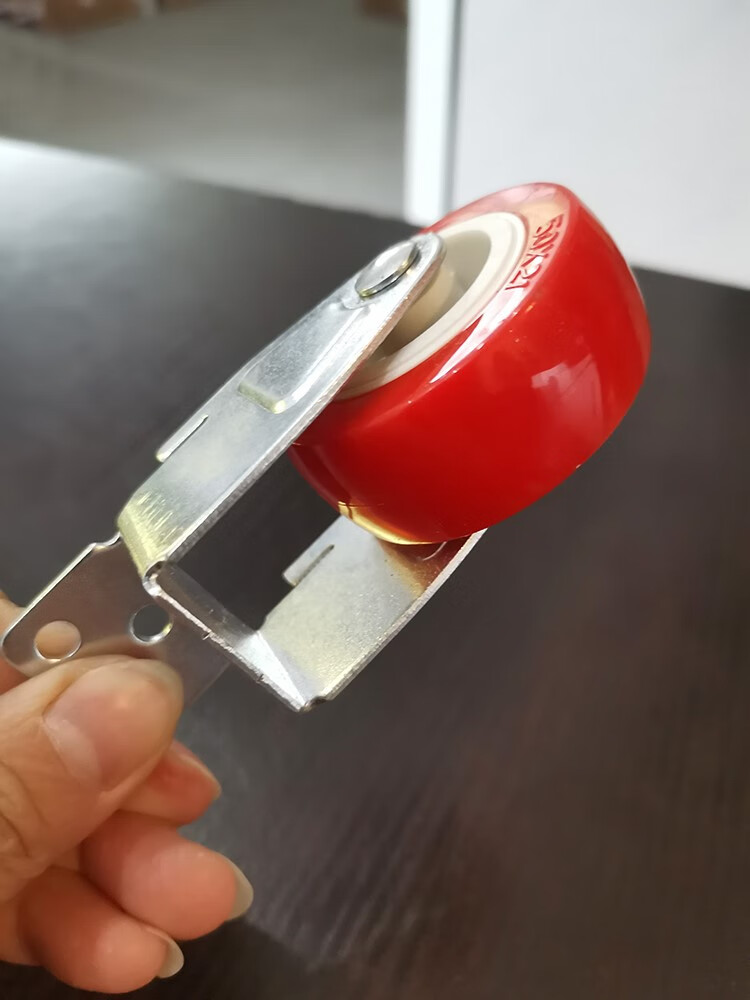 卷帘门导向轮车库门配件消声滑道滑轮轮子通用定位轮槽轮黑色1对店长