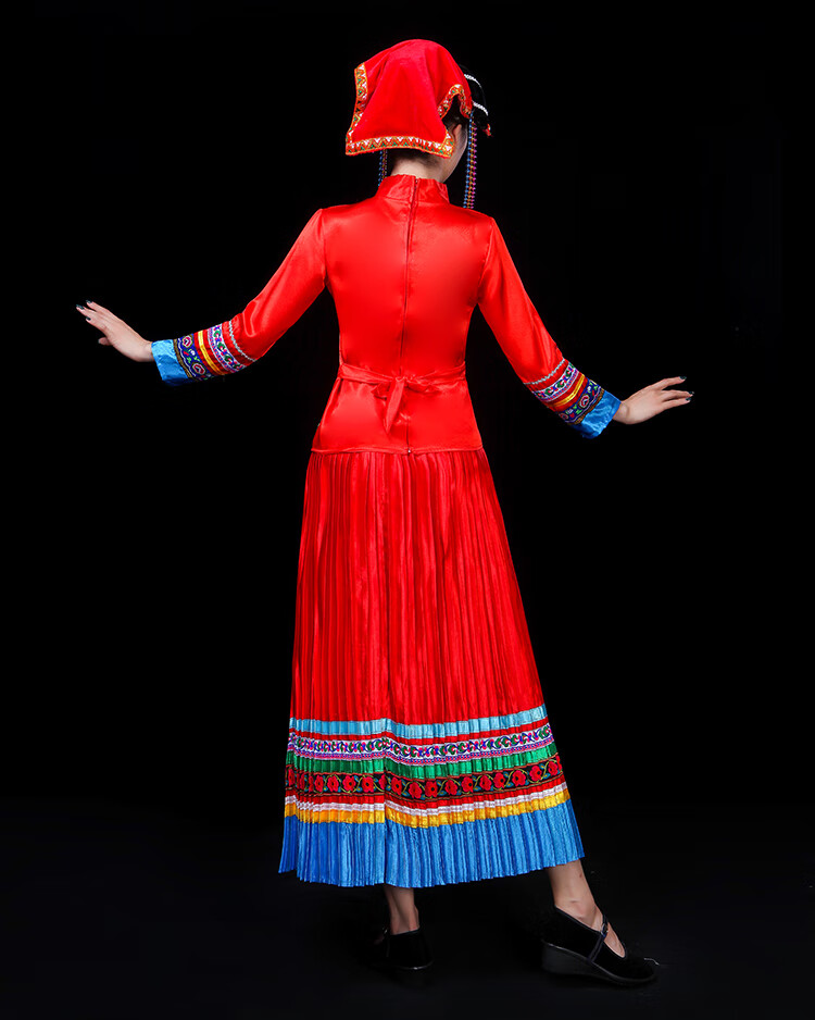 彝族服装女凉山全套民族舞蹈演出服装七月火把节舞蹈演出服百褶裙红色