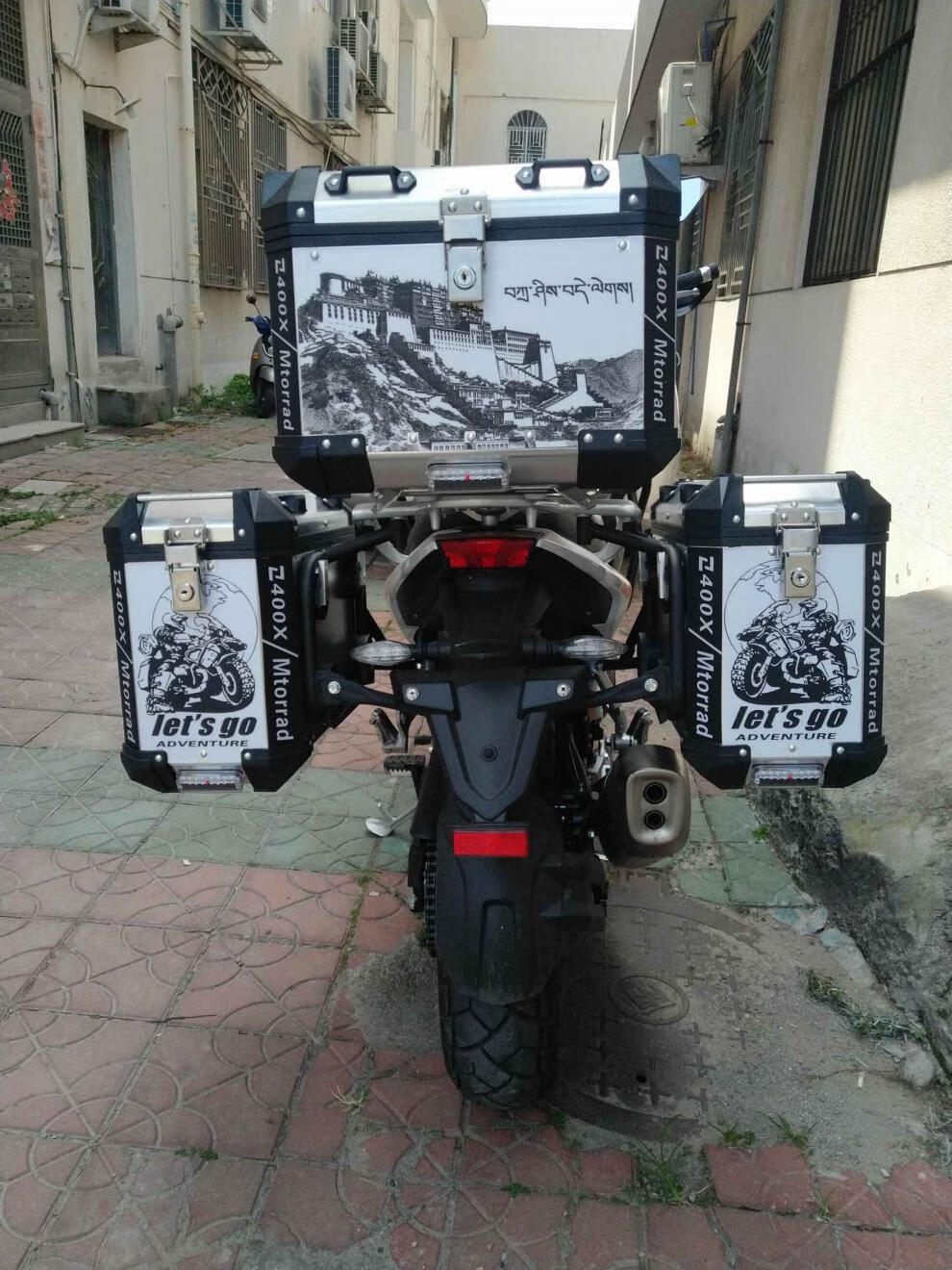 凯越400x贴花摩托车三箱贴纸x500x萝卜三箱贴纸边箱贴画车身糖片片