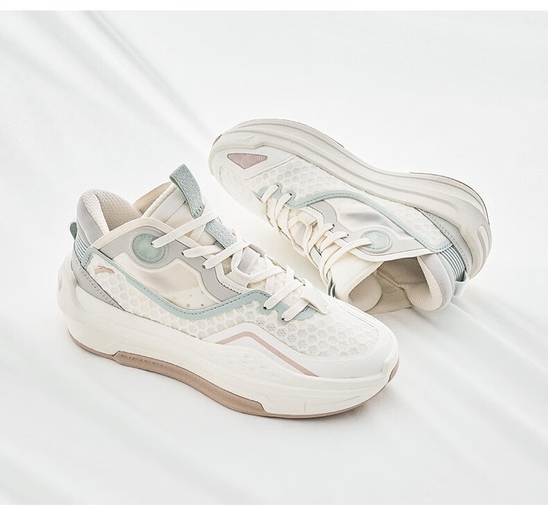 安踏女鞋 运动鞋女2022秋季情侣科技软底女子跑步休闲鞋 官方 象牙白