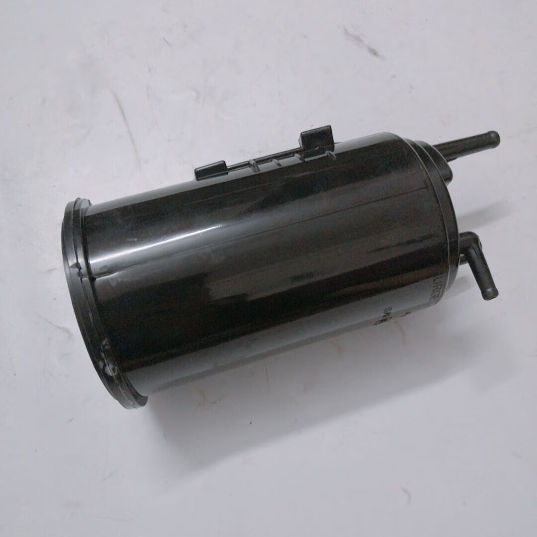 颐达骐达骊威轩逸逍客奇骏蓝鸟启辰d50/r50天籁活性碳罐过滤碳罐