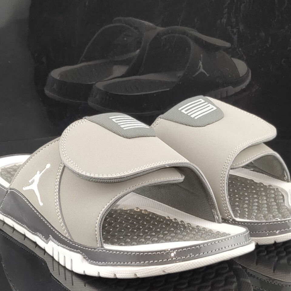 纯原2022新同款aj11男女情侣户外休闲运动复活节康扣魔术贴沙滩凉拖鞋