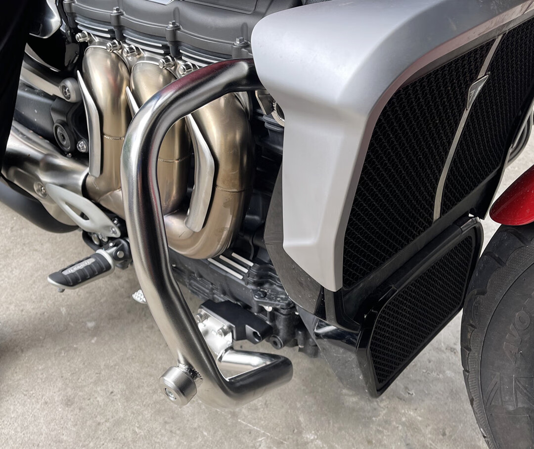 s_wolf不锈钢保险杠 凯旋火箭rocket3摩托车护杠雪狼机车改装配件 gt