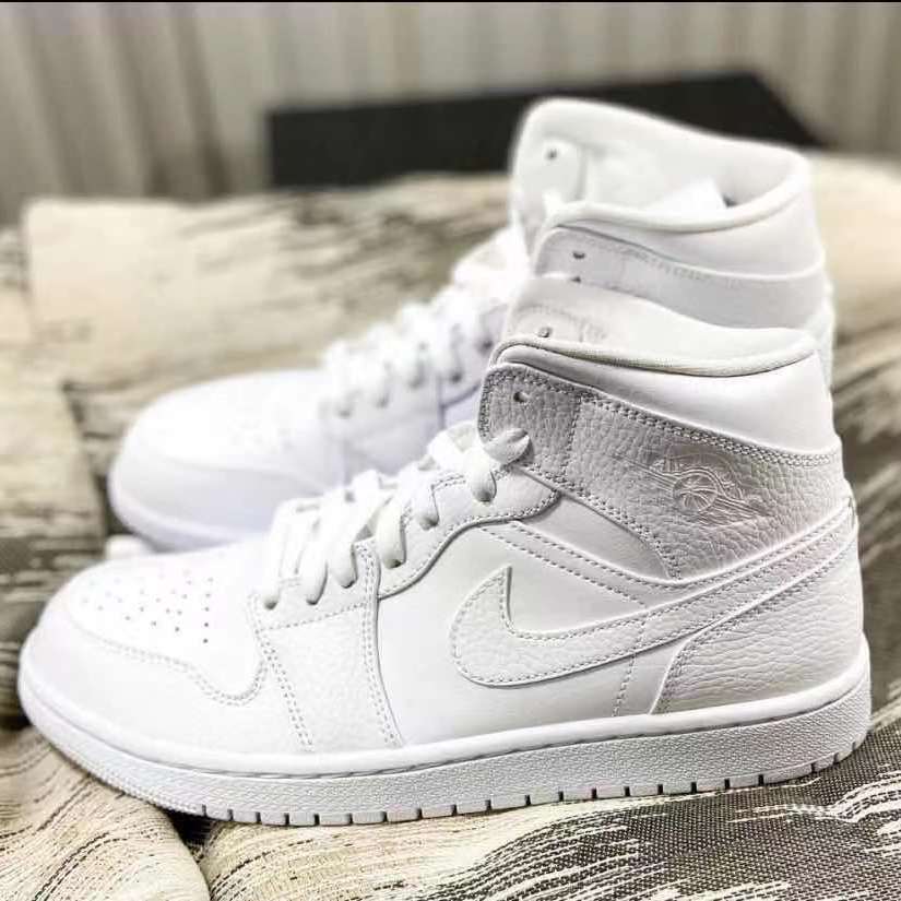 高版本纯原1/1【潮流轻奢】aj男女款air乔1mid纯白高帮全白运动篮球鞋