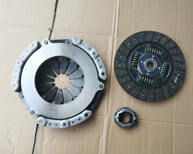 适用于东风起亚赛拉图千里马瑞欧k2福瑞迪离合器三件套k3离合器总成