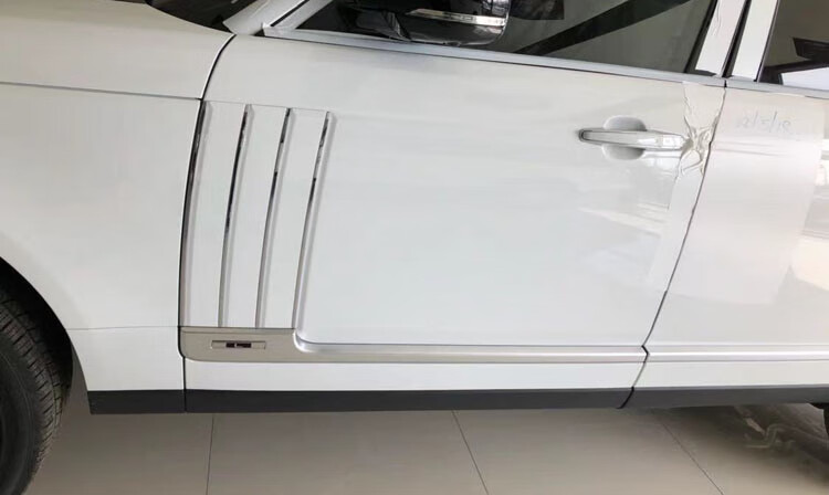 适用于路虎揽胜行政版鲨鱼鳍1321行政鲨鱼腮鳃网前后杠车门尾门饰条亮