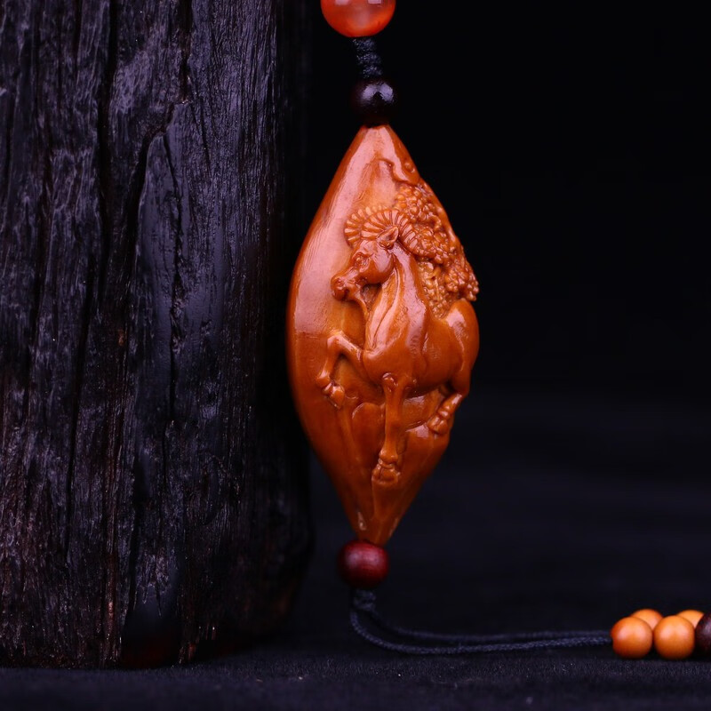 盘道周泉兴十二生肖橄榄核雕单子梅林老核挂件苏工文玩舟山纯手工 狗