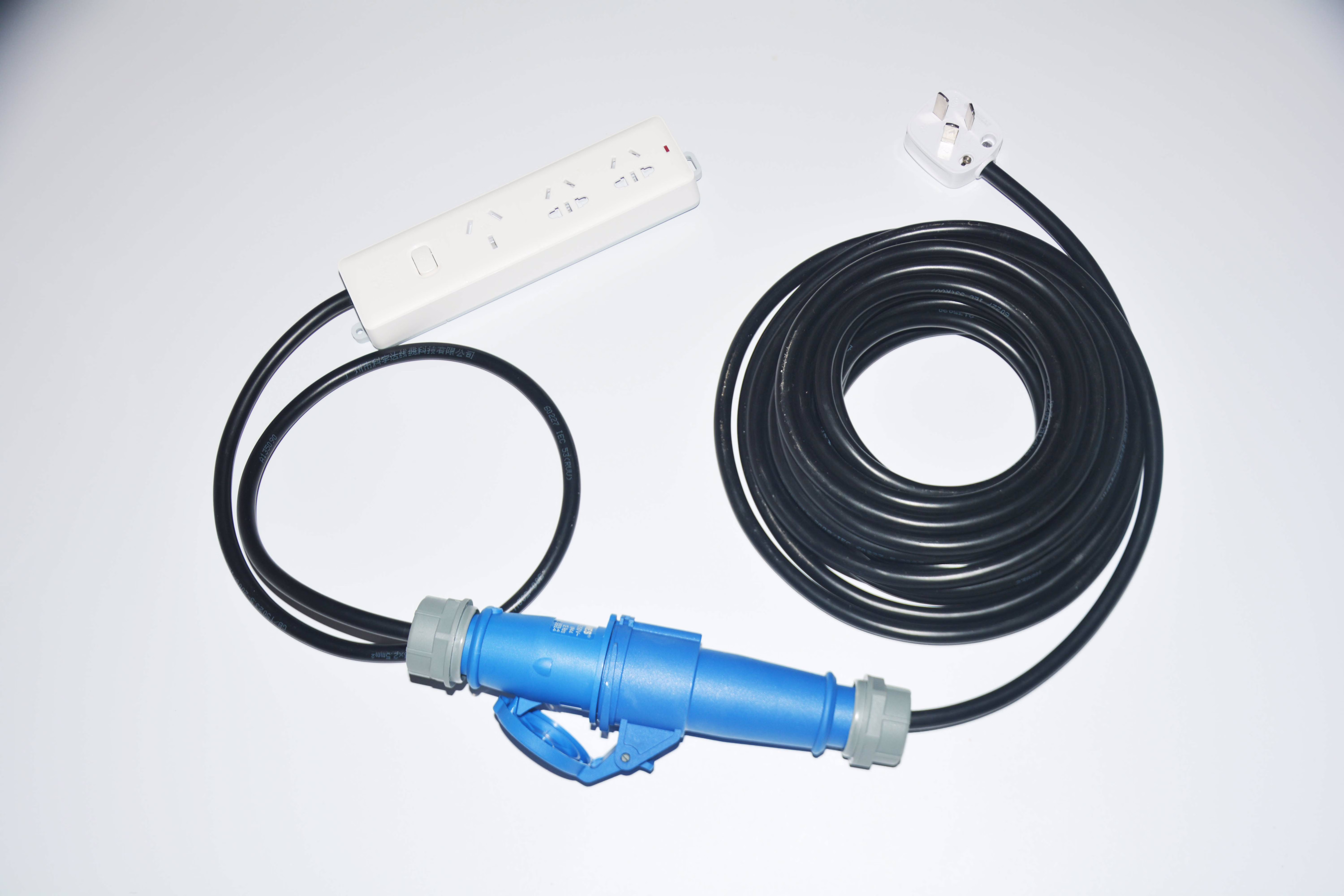 适用于220v房车旅居车外接市电源充电线营地借电取电插头电桩转换线sn