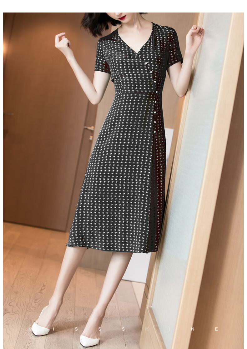 法莎尼亚轻奢品牌真丝连衣裙女2020夏季新款女装气质复古印花小黑裙中