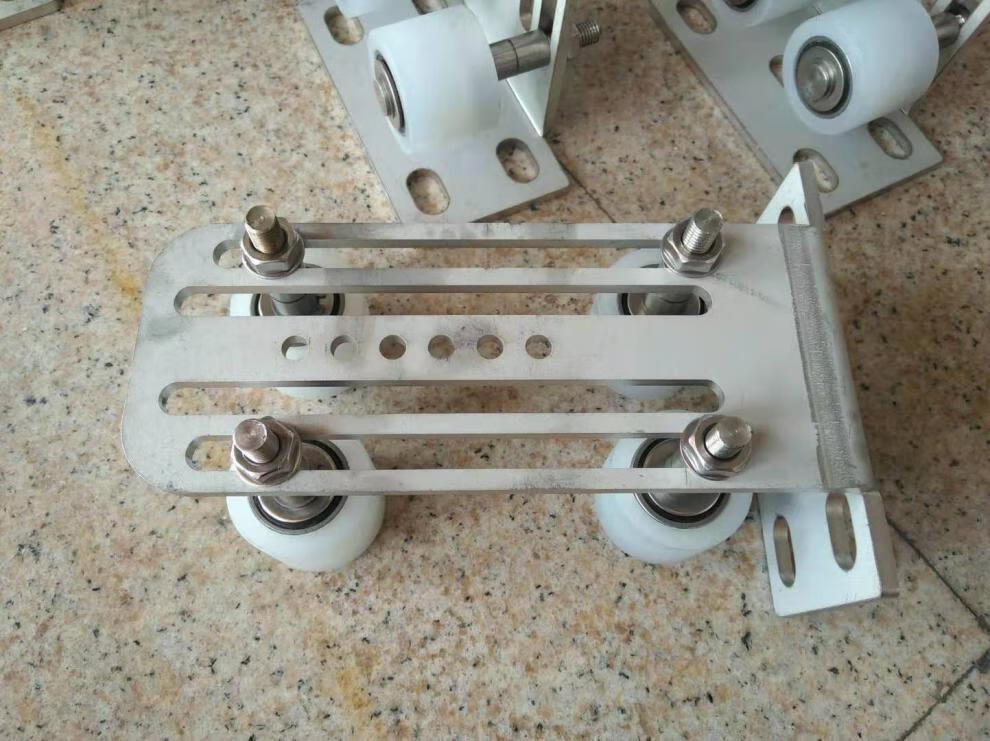 新款平移门固定轮趟门吊轮带支架电动门不锈钢定位轮平移门夹轮平移门