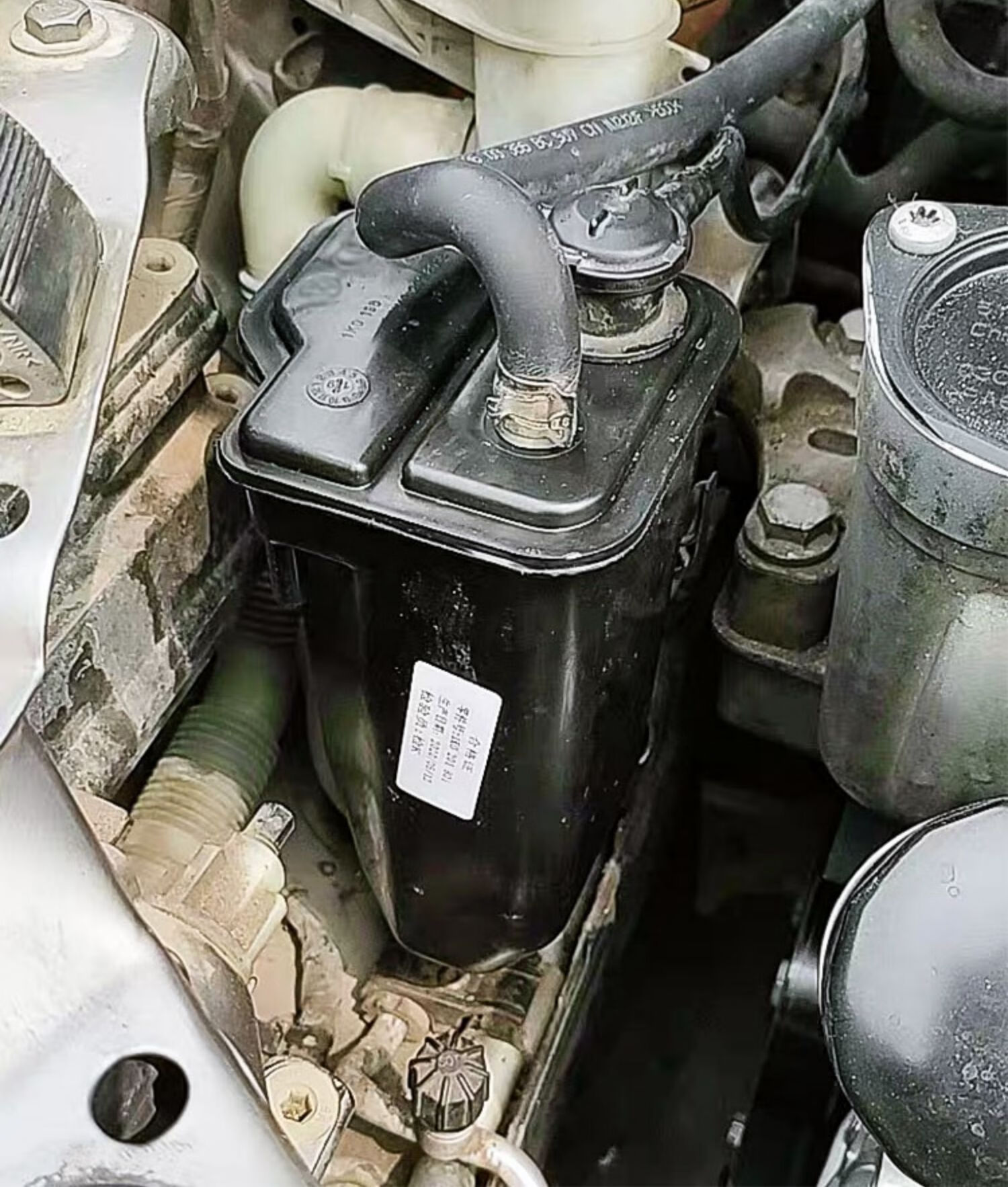 适用于尚酷迈腾速腾高6cc新帕萨特途观昊锐明锐速腾活性碳罐碳瓶炭