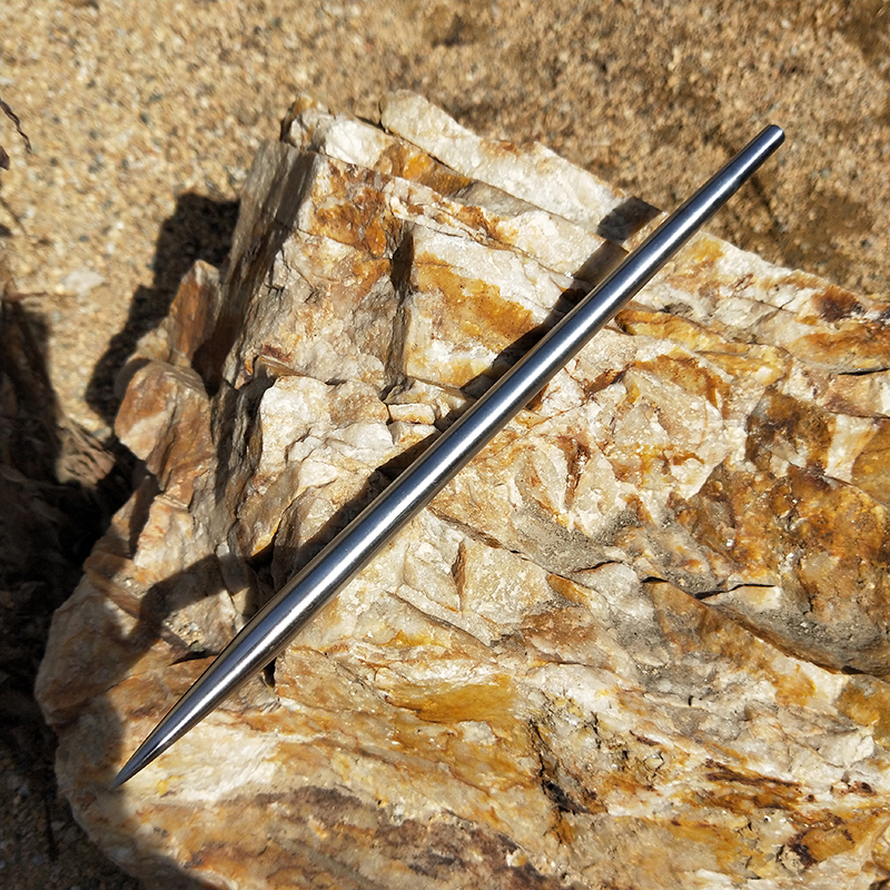 传统武术杂兵械判官笔飞针暗器直飞重头镖22cm大号飞针钢火好 判官笔