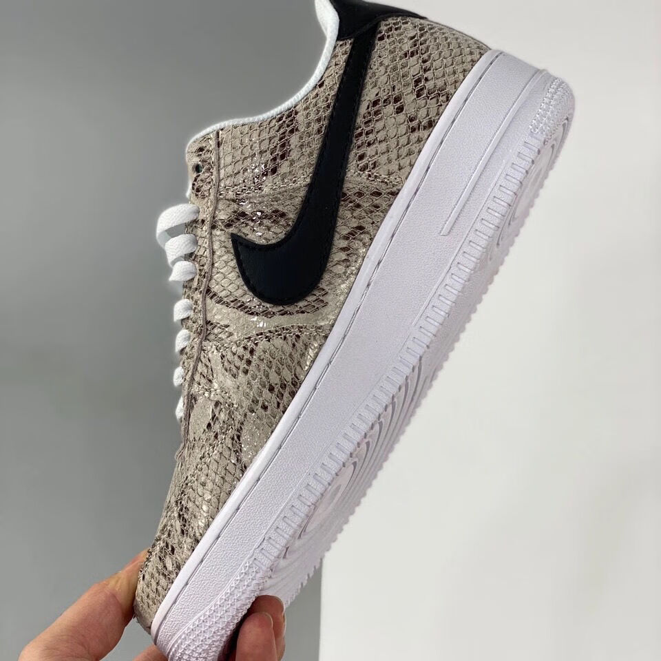 新款1low空军一号蟒蛇纹af1空军一号蛇皮板鞋公司级136