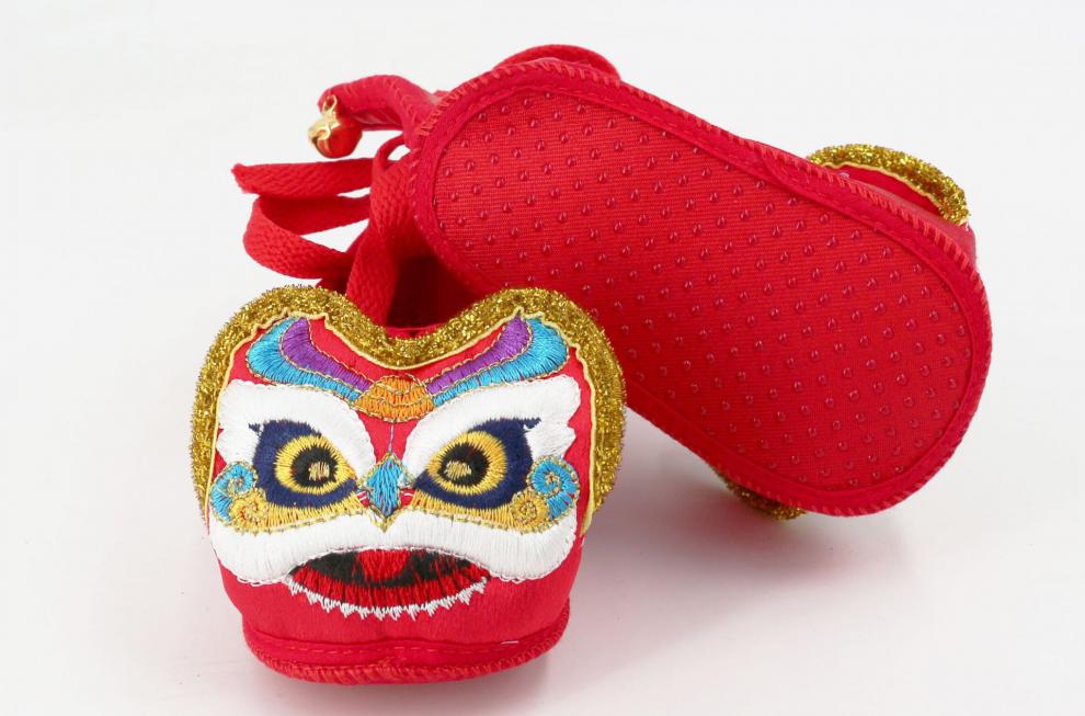 鞋婴儿满月周岁男宝宝女孩软底老布鞋千层底手工鞋子传统 虎头铃铛鞋