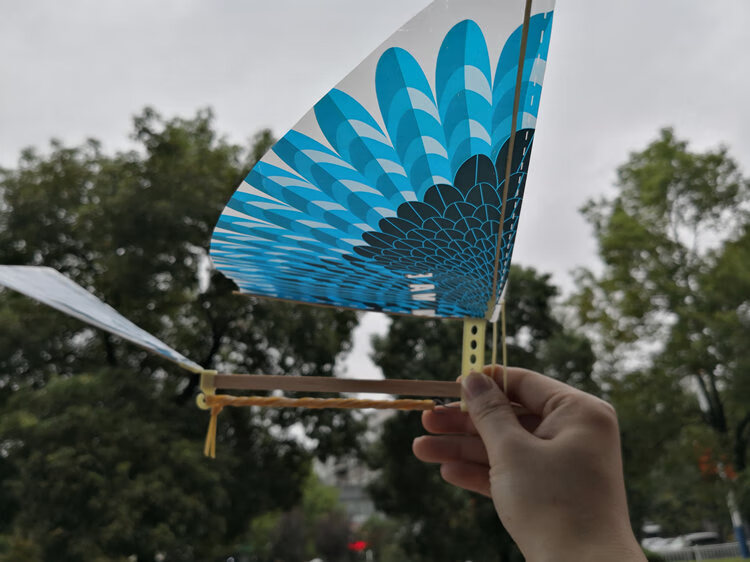 【尚缘】神奇鲁班大飞鸟 神奇的橡皮筋动力鲁班鸟飞鸟玩具扑翼机飞行