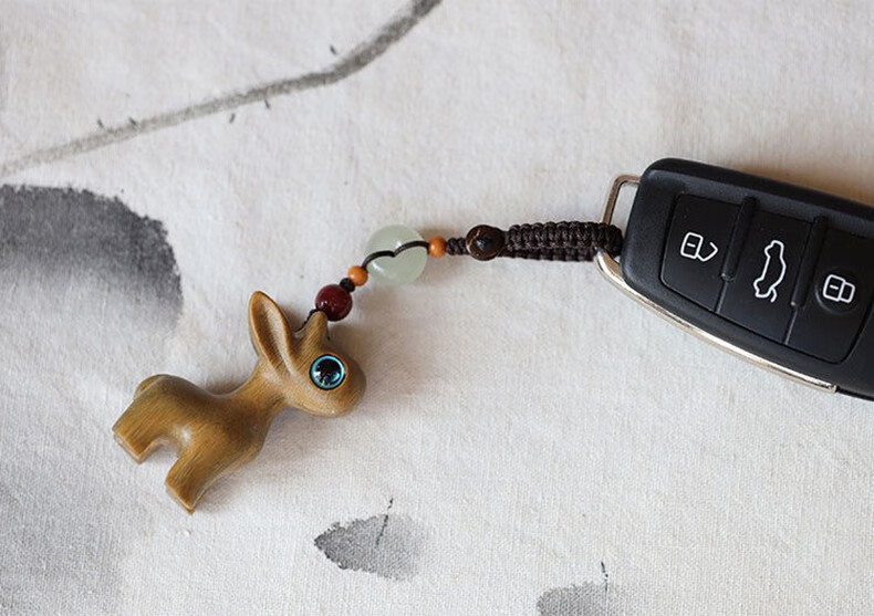 檀木小鹿车载吊坠男女创意高档挂饰品一路平安食梦鹿黑檀木手机链款