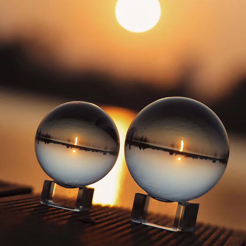 家里的装饰品透明水晶球摆件透明水晶球能量球杂耍开业家居摆件摄影