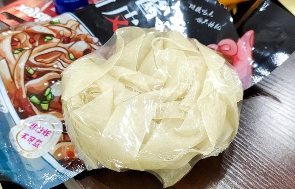 煜锭麻酱面皮凉皮干拌面擀面懒人速食宿舍夜宵方便拌面如恋方便面食品