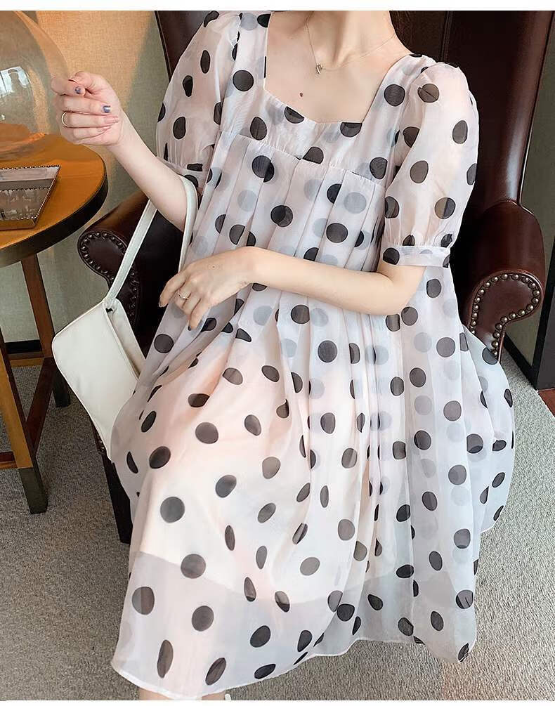 雪纺裙连衣裙夏天孕妇大码女装复古方领垂感泡泡袖遮肚不显怀波点中长