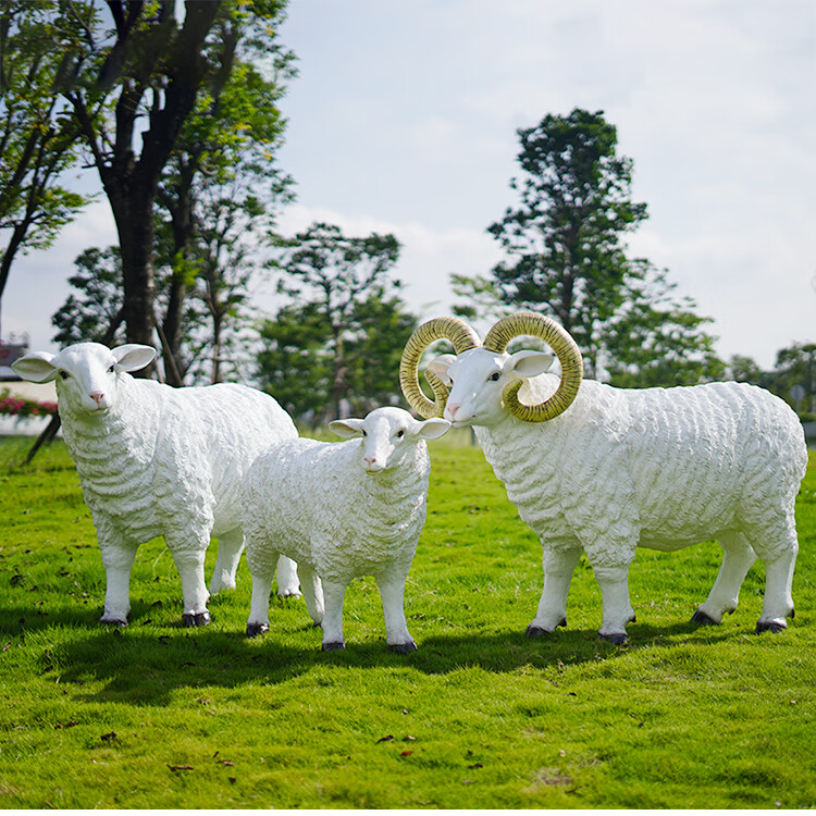 仿真玻璃钢小绵羊模型雕塑花园农场动物山羊园林景观装饰草坪摆件 湖