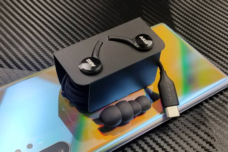 适用三星note10耳机akgs10入耳式线控s21重低音s20手机type-c 原装