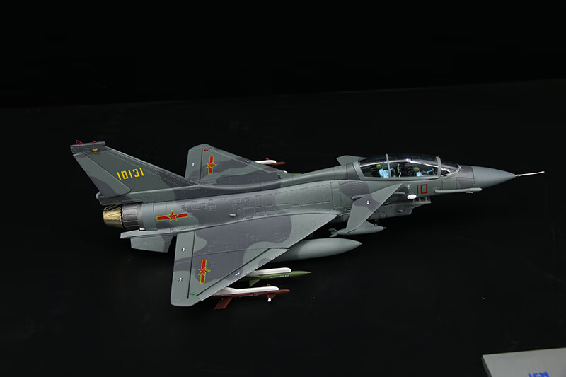 130歼10飞机模型合金战斗机j10歼十阅兵仿真军事模型航展纪念品